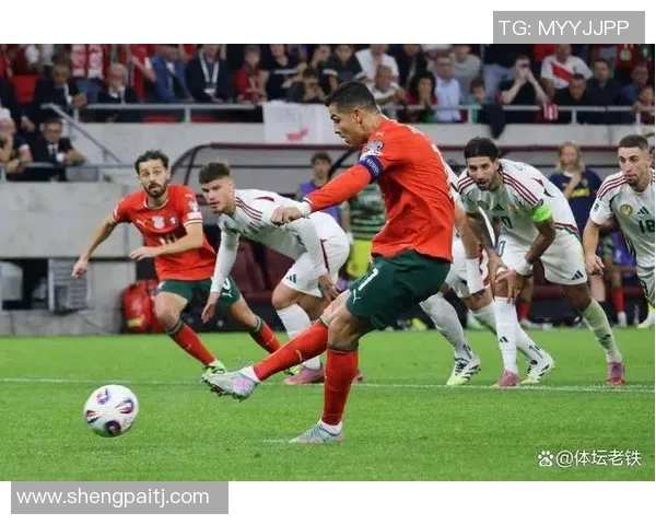 足球明星挑战踢瓶子精彩瞬间集锦视频分享